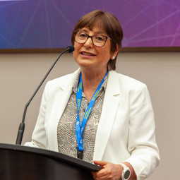 Seminario Internacional: Crecer, Aprender y Convivir en la Era Digital